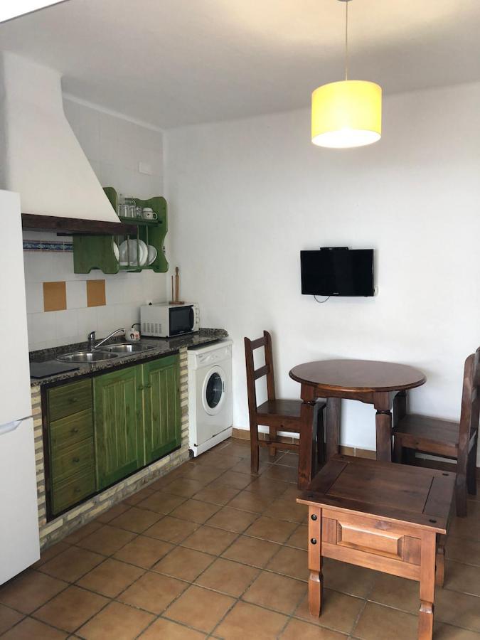 Apartamentos Cala Isabel Zahora Luaran gambar