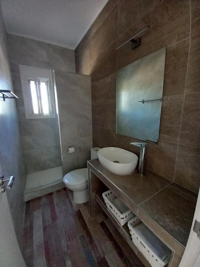 Apartamentos Cala Isabel Zahora Luaran gambar