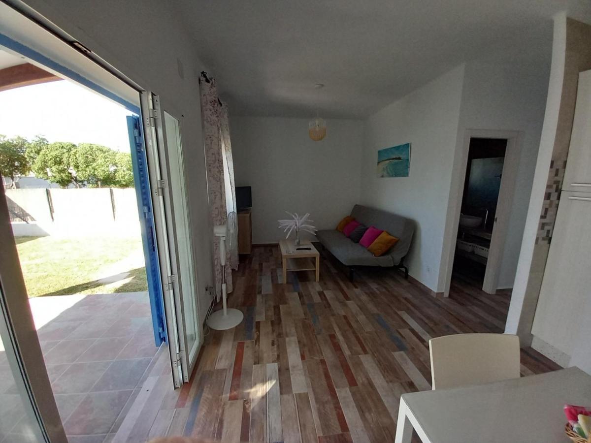 Apartamentos Cala Isabel Zahora Luaran gambar