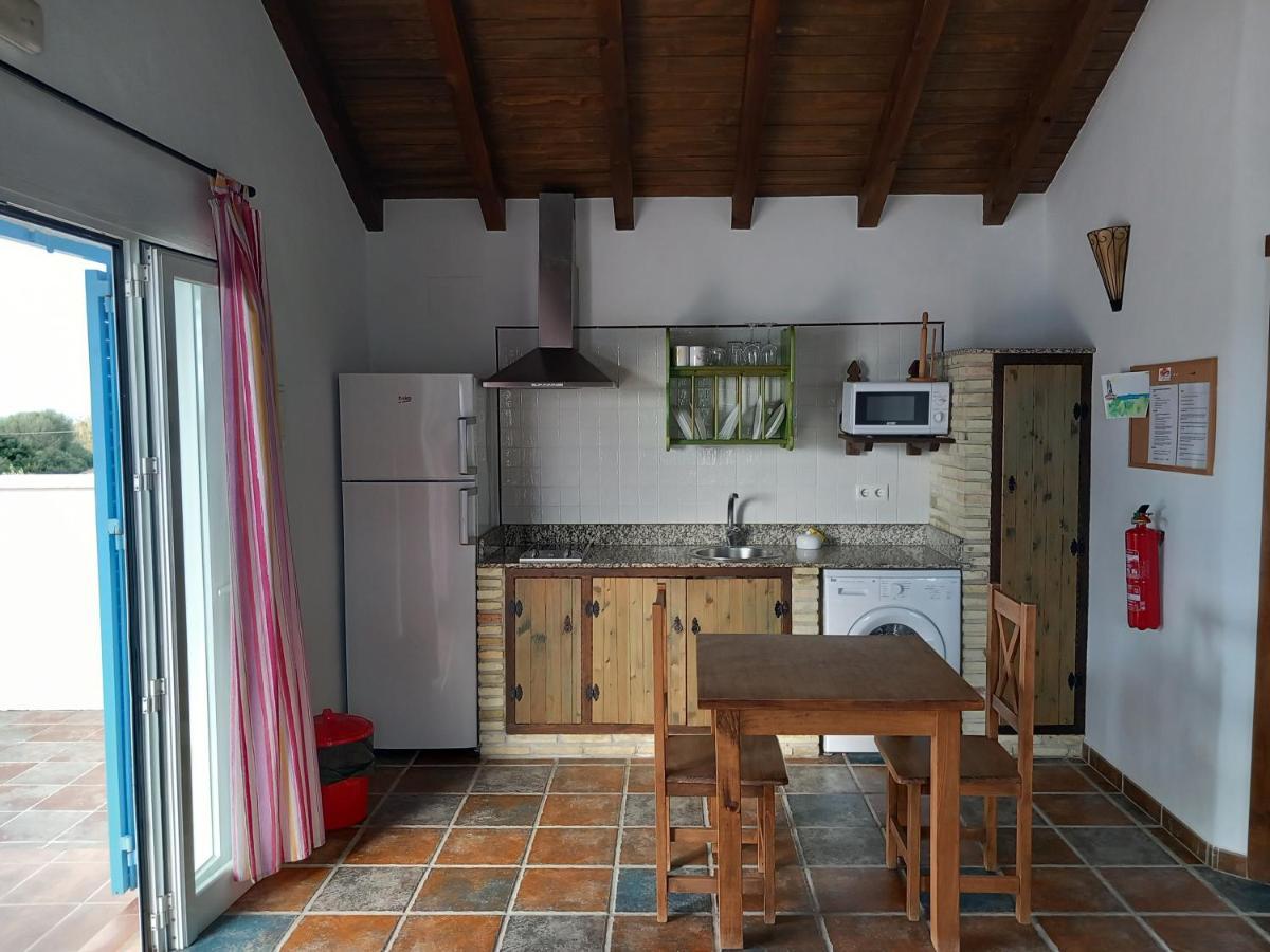 Apartamentos Cala Isabel Zahora Luaran gambar